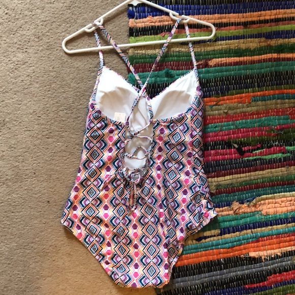 NWOT Anthropologie lace back geometric multicolor one piece swimsuit L - Picture 9 of 13